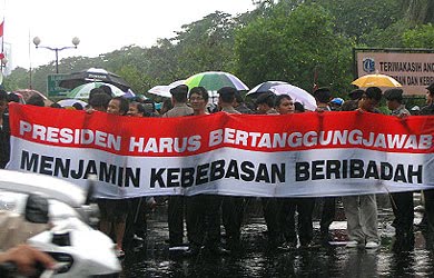 (English) Indonesia affirms freedom of religion