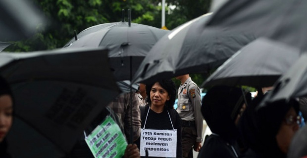 Usut Kasus HAM, Jokowi Dituntut Bentuk Komisi Kepresidenan Usut Kasus HAM, Jokowi Dituntut Bentuk Komisi Kepresidenan