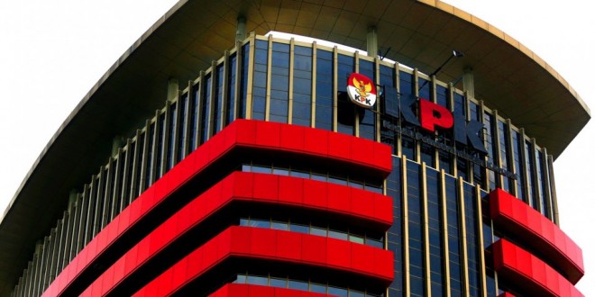 PEMBERANTASAN KORUPSI DI UJUNG TANDUK PEMBERANTASAN KORUPSI DI UJUNG TANDUK