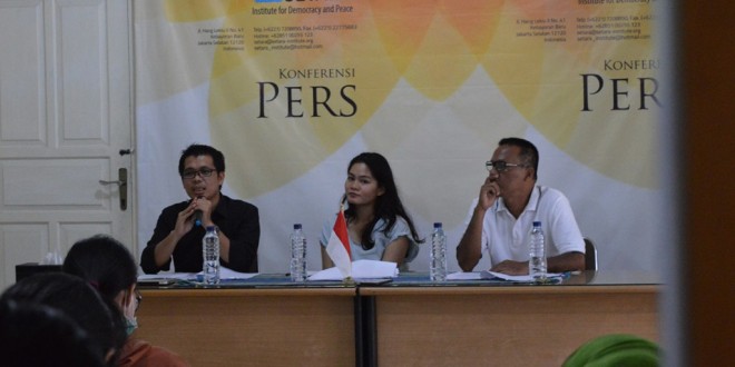 MENGETUK HATI LEMBAGA SURVEI DAN MEMAKNAI SERUAN PEMILU DAMAI MENGETUK HATI LEMBAGA SURVEI DAN MEMAKNAI SERUAN PEMILU DAMAI