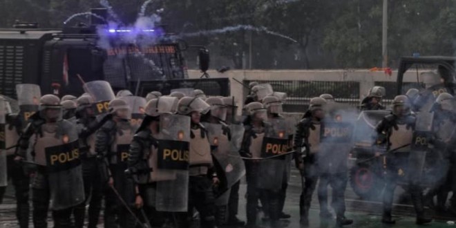 Represi Aparat dan Gagalnya Transformasi Polri di Tengah Bebalnya Elite Politik